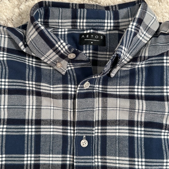 Men’s flannel shirt in size medium, never worn before - Picture 2 of 3